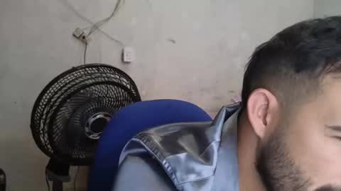 Snapshot of cris_simons chatting on 02.18.25 cris_simons online show from 02.18.25