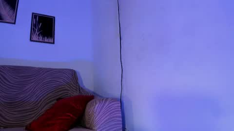 Snapshot of criss_zuri chatting on 04.07.26 criss_zuri online show from 04.07.26