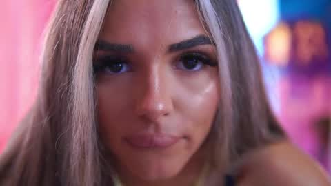 Crissy online show from 04.14.26