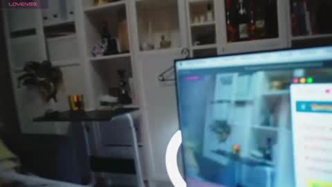 Snapshot of crissy_love chatting on 02.24.25 crissy_love online show from 02.24.25