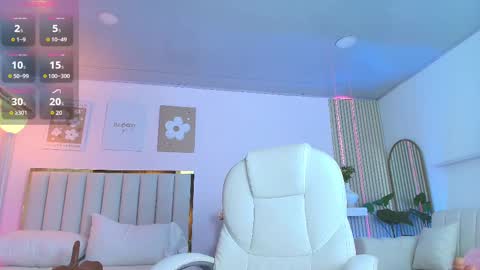 Cristal  online show from 02.17.25