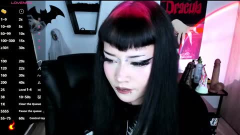 Cris online show from 11.18.25