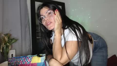 Snapshot of cristal_sexyboobs_ chatting on 02.26.25 Cristal online show from 02.26.25