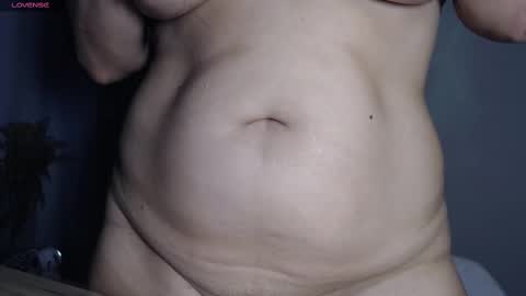 Snapshot of cristal_sexyboobs_ chatting on 03.08.25 Cristal online show from 03.08.25