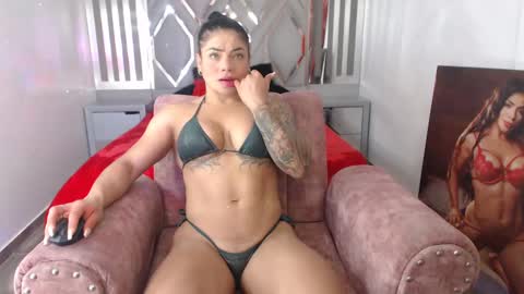 Snapshot of cristalbeautiful1 chatting on 12.09.24 Natalie                      online show from 12.09.24