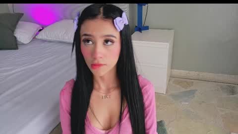 Nicole  Connection time 220pm-910pmCol online show from 10.27.25