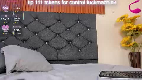 cristale69 online show from 11.21.25