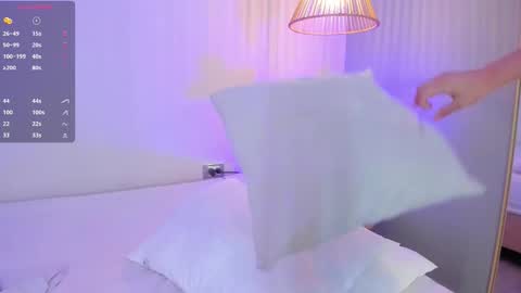 cristalfoxy_ online show from 11.26.25