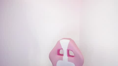 Snapshot of cristall_sweett0 chatting on 06.17.26 sofia online show from 06.17.26