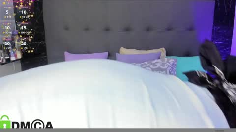 Snapshot of cristallsweett chatting on 05.30.26 cristal acosta online show from 05.30.26
