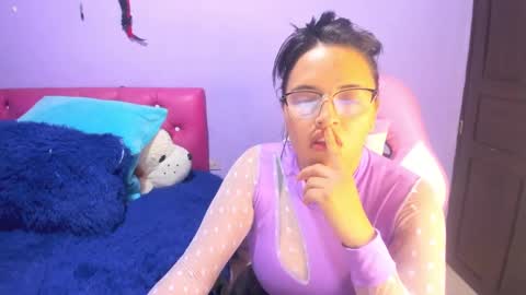 Snapshot of cristaln07 chatting on 02.11.25 Natis online show from 02.11.25
