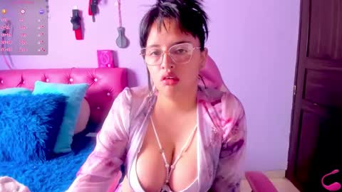 Natis online show from 11.23.25