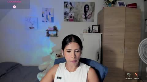Snapshot of cristamunez chatting on 06.10.26 veronika online show from 06.10.26
