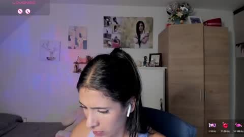 Snapshot of cristamunez chatting on 06.11.26 veronika online show from 06.11.26