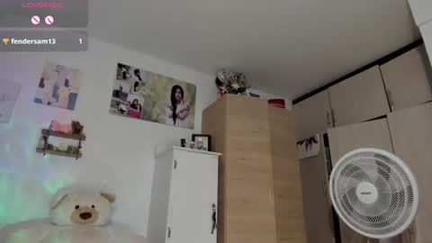 Snapshot of cristamunez chatting on 06.11.26 veronika online show from 06.11.26