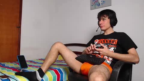 Snapshot of cristian_ortiz_1 chatting on 12.15.24 Cristian online show from 12.15.24