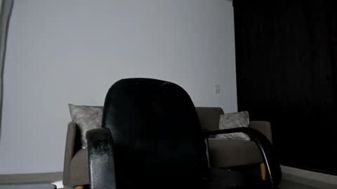 Snapshot of cristian_ortiz_1 chatting on 09.08.25 Cristian online show from 09.08.25