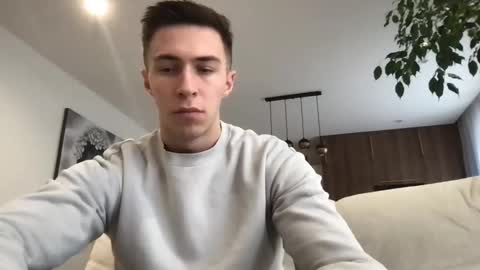 Snapshot of cristianovilla chatting on 12.08.24 CristianoHailey online show from 12.08.24