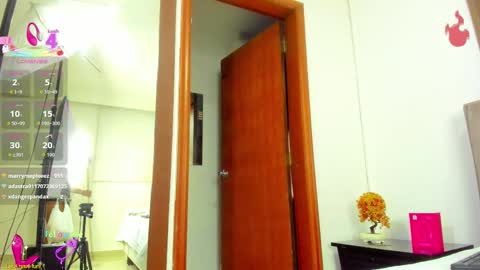 Cristina online show from 11.25.25