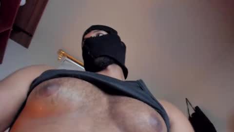 Snapshot of criston_monrrone chatting on 10.18.25 Criston online show from 10.18.25