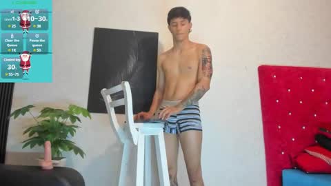 cristopher23  online show from 12.12.24