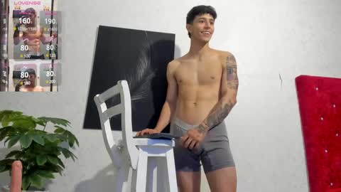 cristopher23  online show from 01.04.25