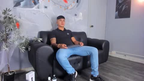 Cristopher online show from 10.04.25