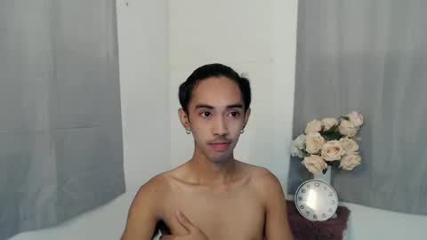 crocodale online show from 09.19.25