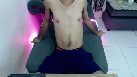 crocodale online show from 09.20.25