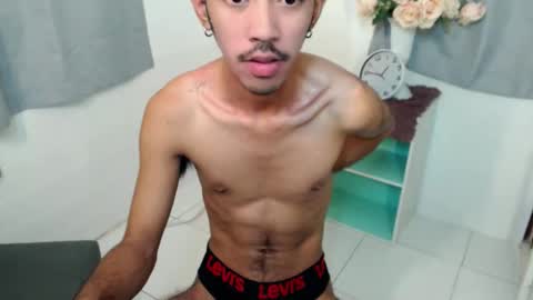 crocodale online show from 10.10.25