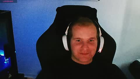 Snapshot of croissant911 chatting on 12.19.24 Anderson online show from 12.19.24