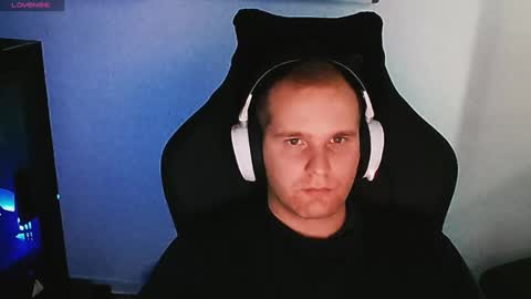 Snapshot of croissant911 chatting on 01.14.25 Anderson online show from 01.14.25