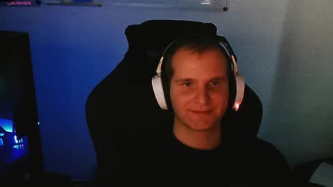 Snapshot of croissant911 chatting on 02.05.25 Anderson online show from 02.05.25