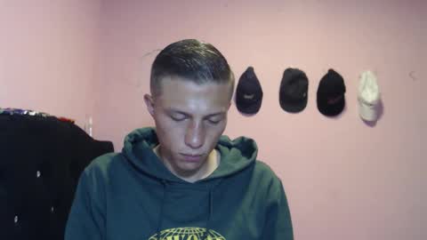 Snapshot of cronos_hot_888 chatting on 02.27.26 cronos_hot_888 online show from 02.27.26