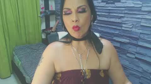 cruela_deviil online show from 12.03.24