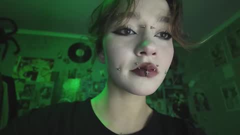 cruella_mira online show from 11.10.25