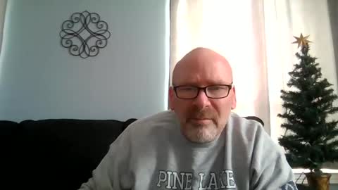 Snapshot of cruising_guy chatting on 02.10.25 fun guy online show from 02.10.25