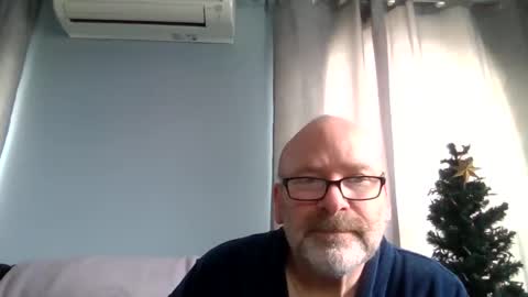 Snapshot of cruising_guy chatting on 04.25.26 fun guy online show from 04.25.26