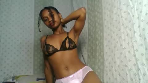 Snapshot of crush069 chatting on 10.07.25 crush069 online show from 10.07.25