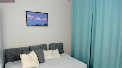 Snapshot of crushbaandicute111 chatting on 09.24.25 crushbaandicute111 online show from 09.24.25