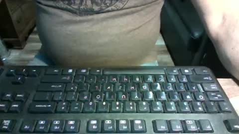 Snapshot of crushit chatting on 01.13.25 Crushit online show from 01.13.25