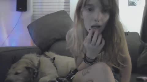 Snapshot of crylei chatting on 12.11.24 kybaby online show from 12.11.24