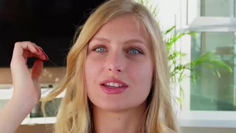 Crystal online show from 02.12.26