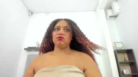 crystal_butterfly1 online show from 01.10.25
