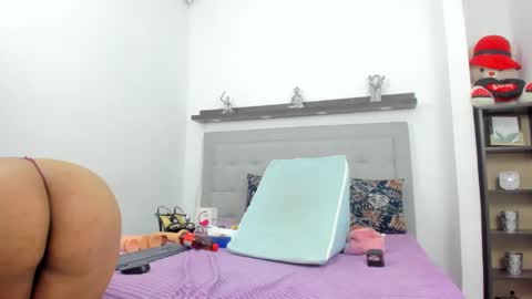 crystal_butterfly1 online show from 01.14.25