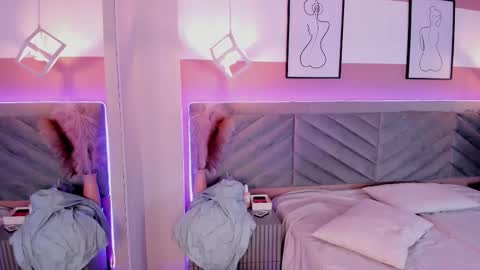 crystal_collinss_ online show from 03.06.25