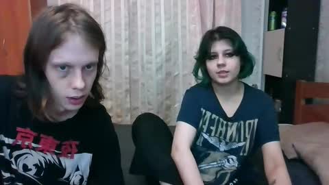 Crystal and Marcl online show from 02.06.25