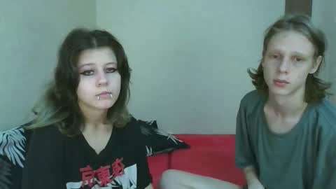 Crystal and Marcl online show from 10.04.25