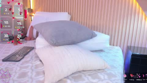 Chris online show from 04.08.26