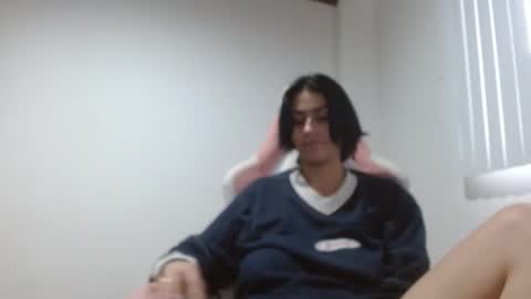 Snapshot of crystal_starx chatting on 09.11.25 Crystal Blaze online show from 09.11.25
